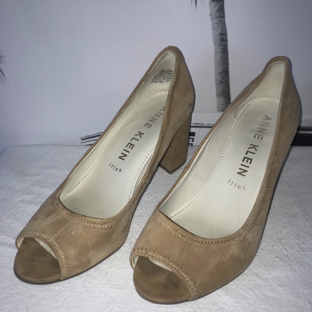 Nude peep toe heels
